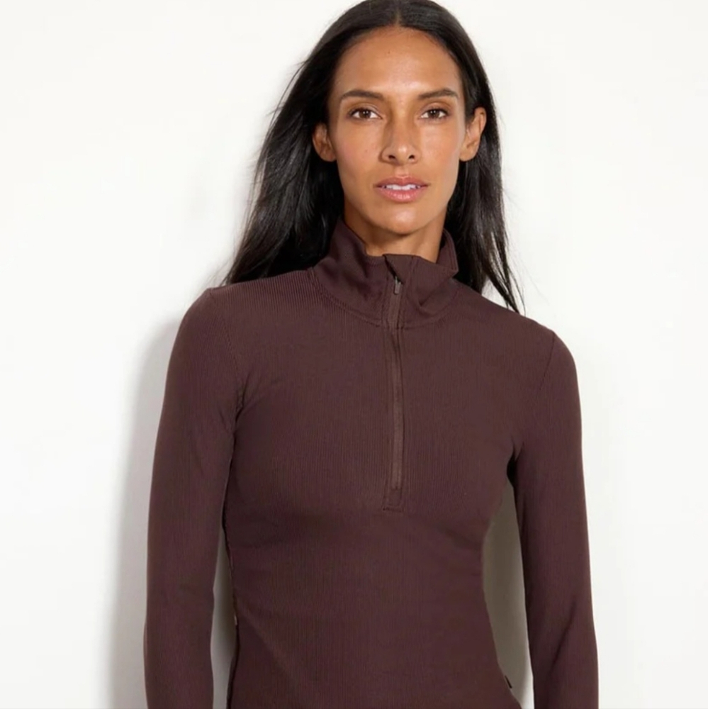 Brown ribbed half-zip long sleeve